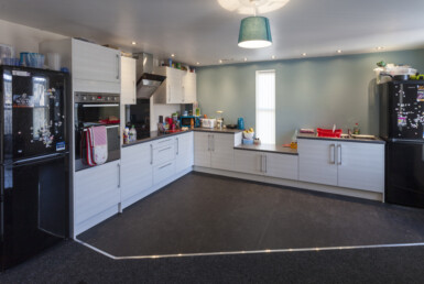 Sir Simons Arcade Flat 2 2